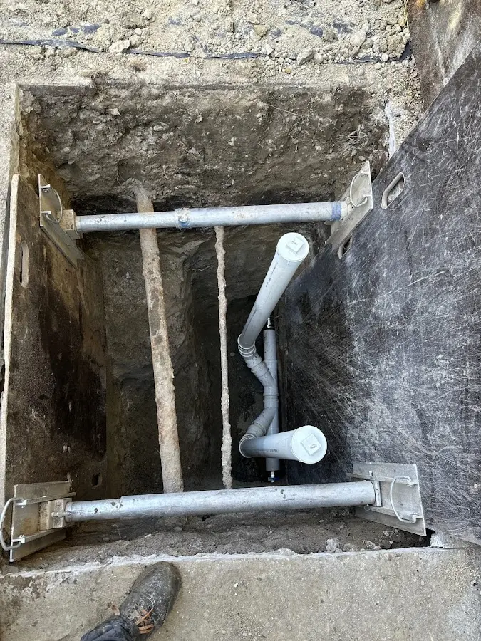 Experienced plumber completing Gas Line Repair work in Tillmans Corner